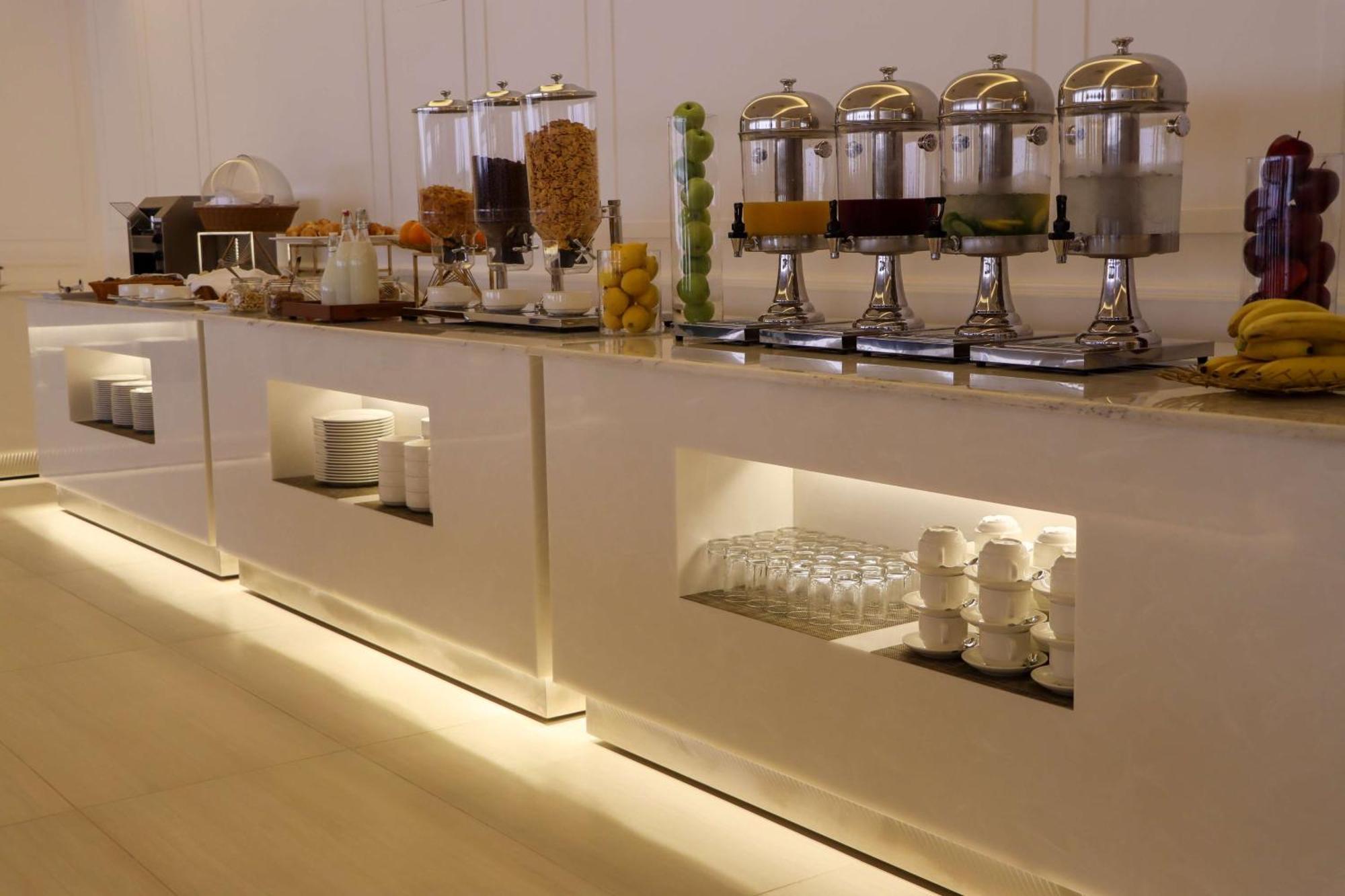 Best Western Plus Jeddah Hotel Madinah Road Eksteriør billede