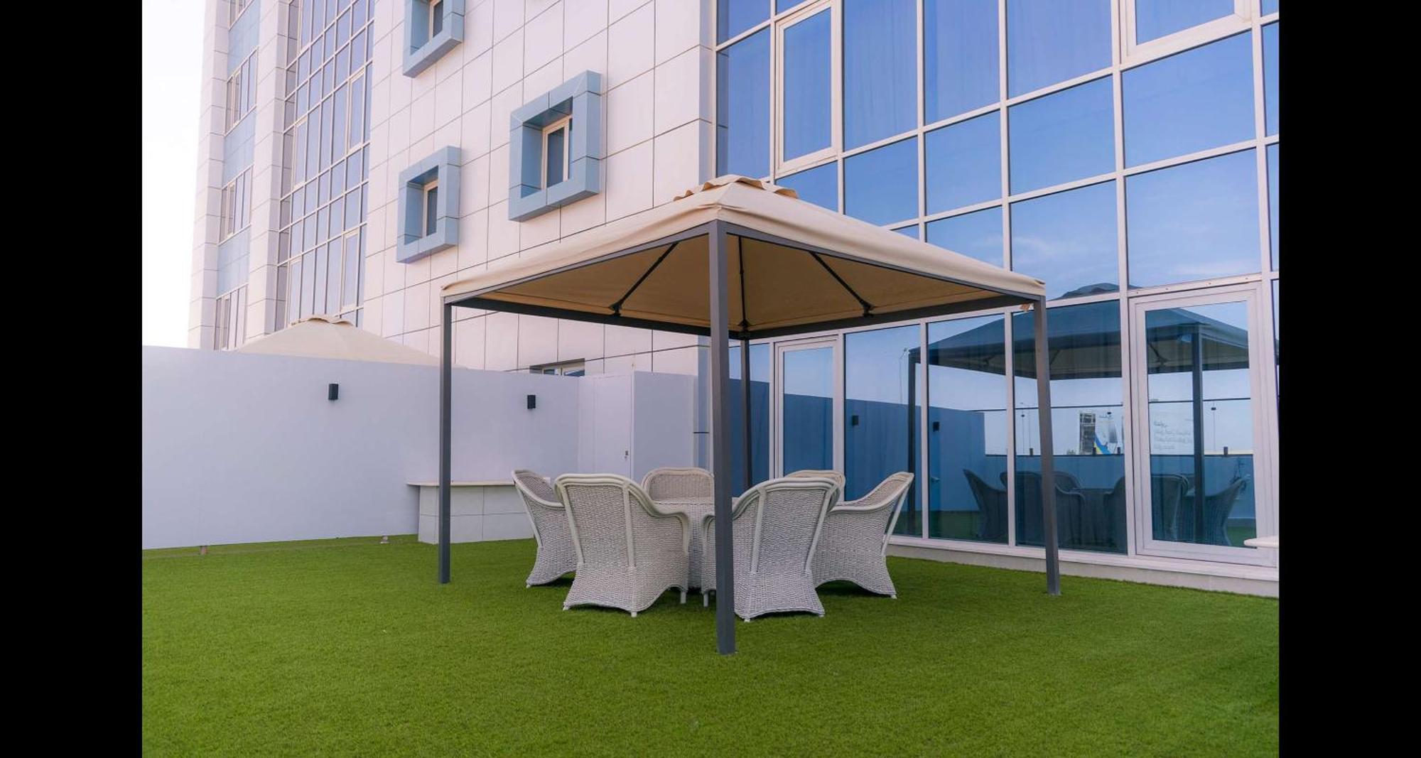 Best Western Plus Jeddah Hotel Madinah Road Eksteriør billede